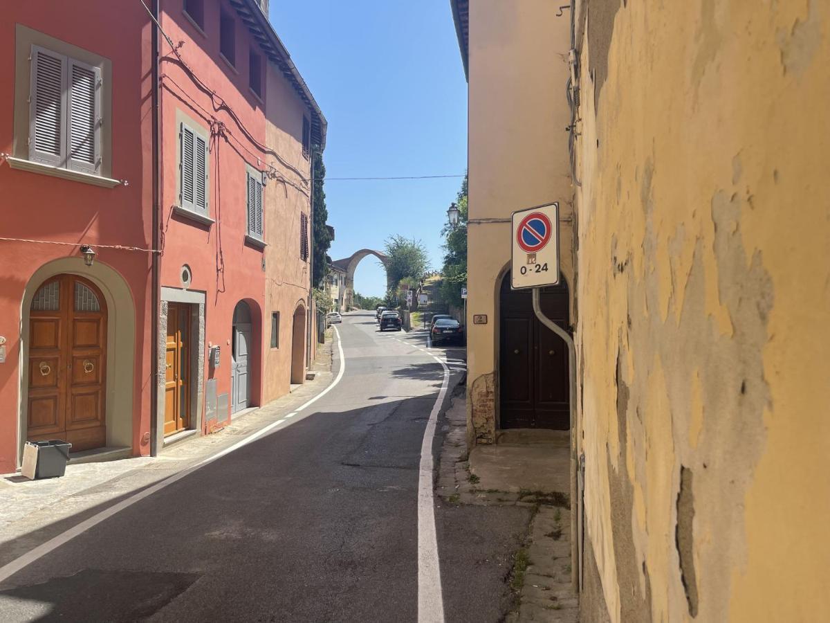 Toscana Holiday Village Montopoli in Val dʼArno Buitenkant foto